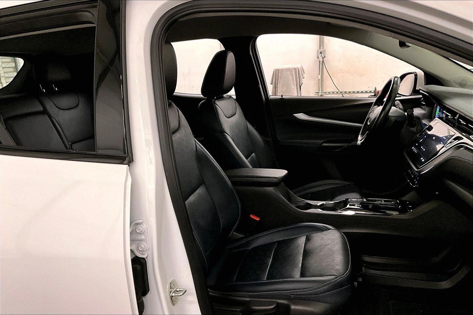 2023 Chevrolet Bolt EUV LT