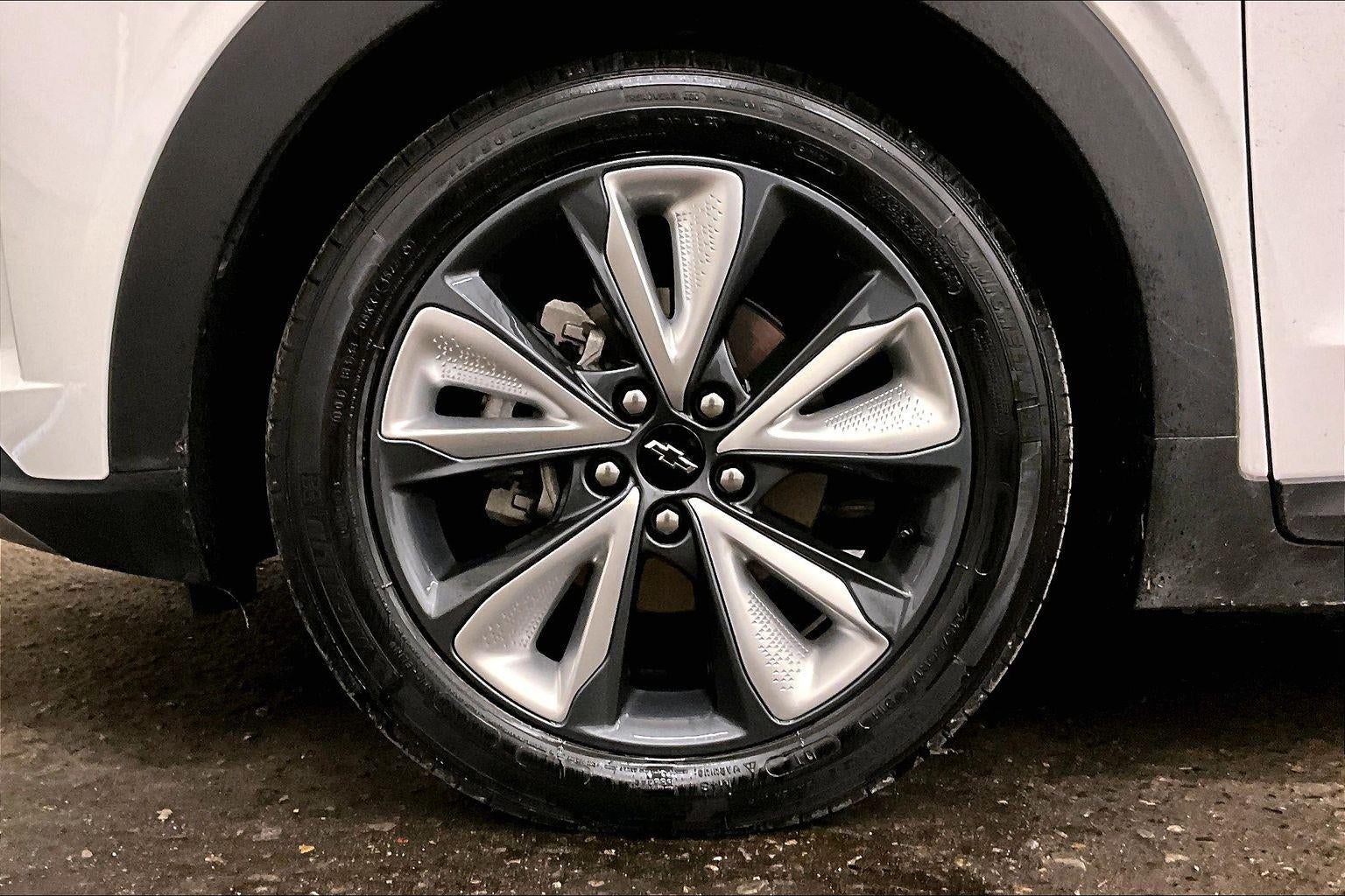 2023 Chevrolet Bolt EUV LT