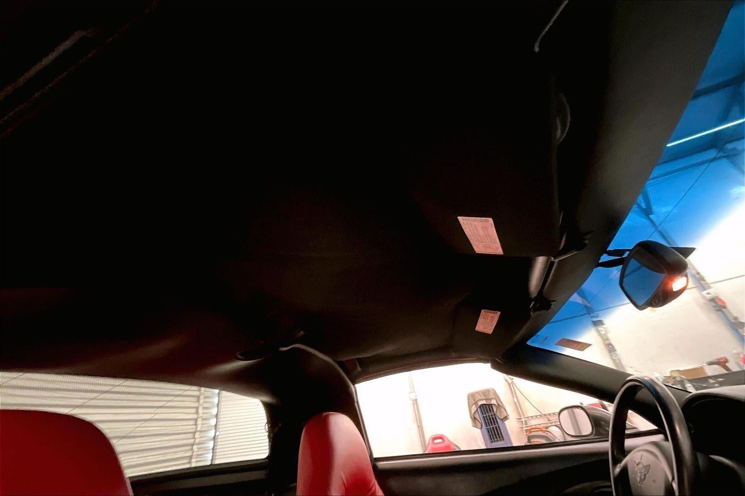 2004 Chevrolet Corvette Base