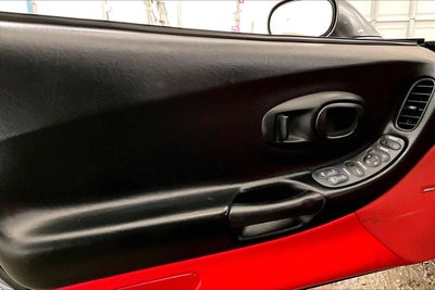 2004 Chevrolet Corvette Base