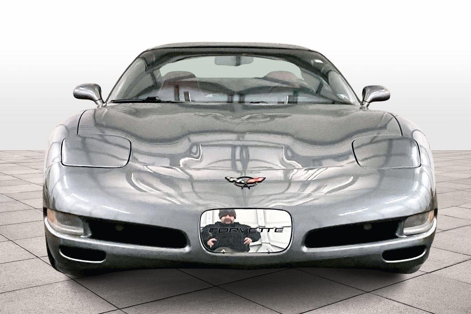 2004 Chevrolet Corvette Base