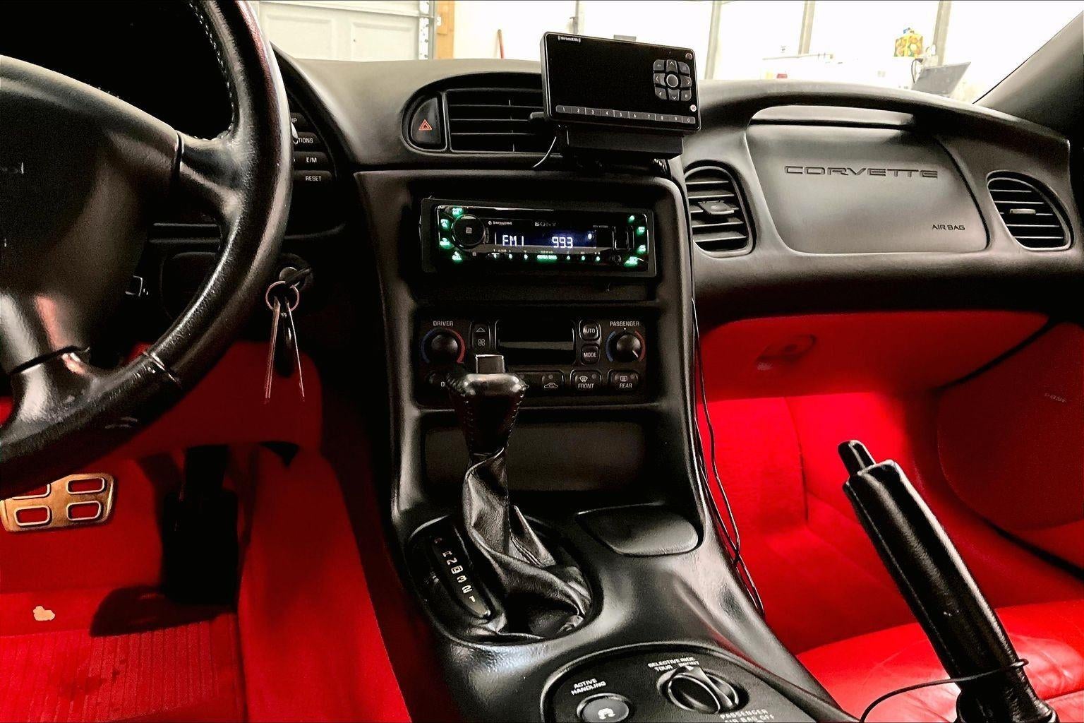 2004 Chevrolet Corvette Base