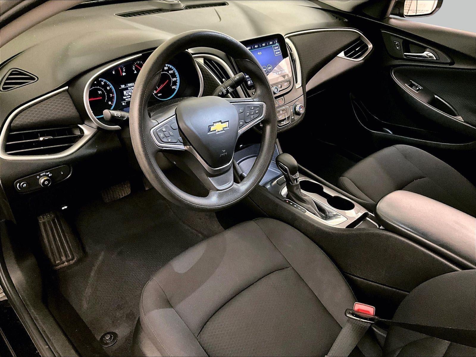 2022 Chevrolet Malibu LS