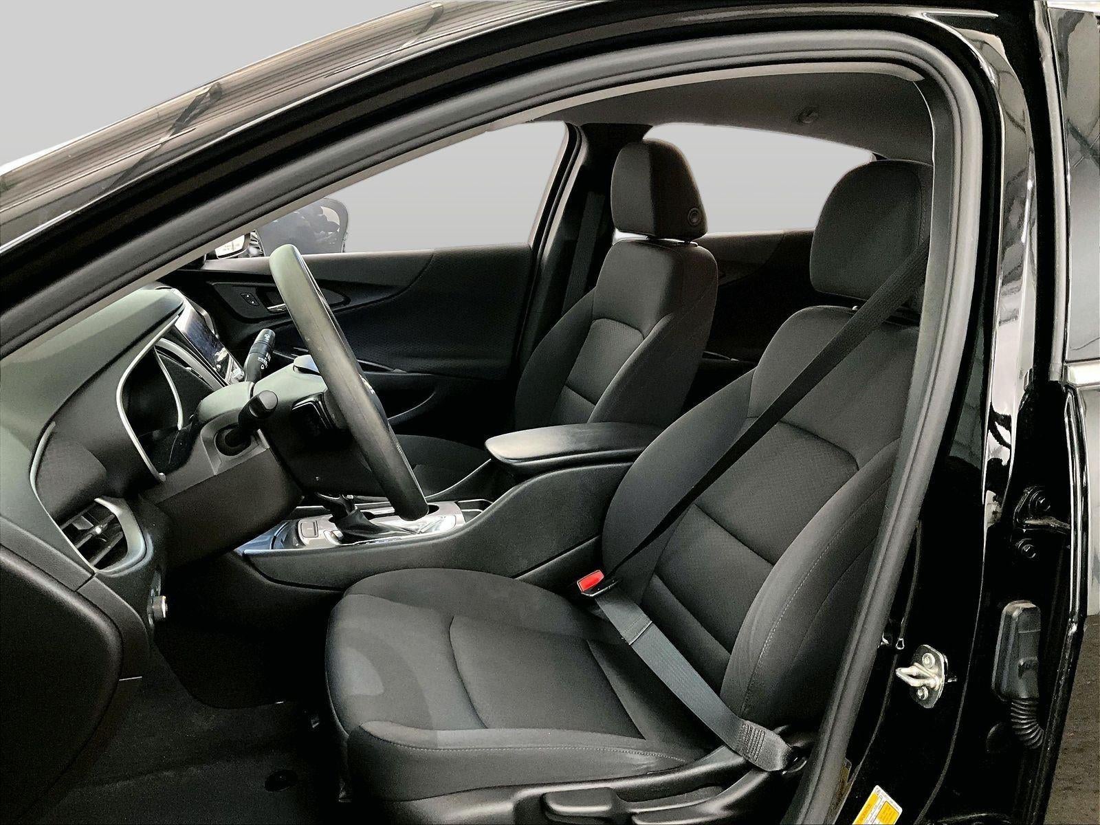 2022 Chevrolet Malibu LS