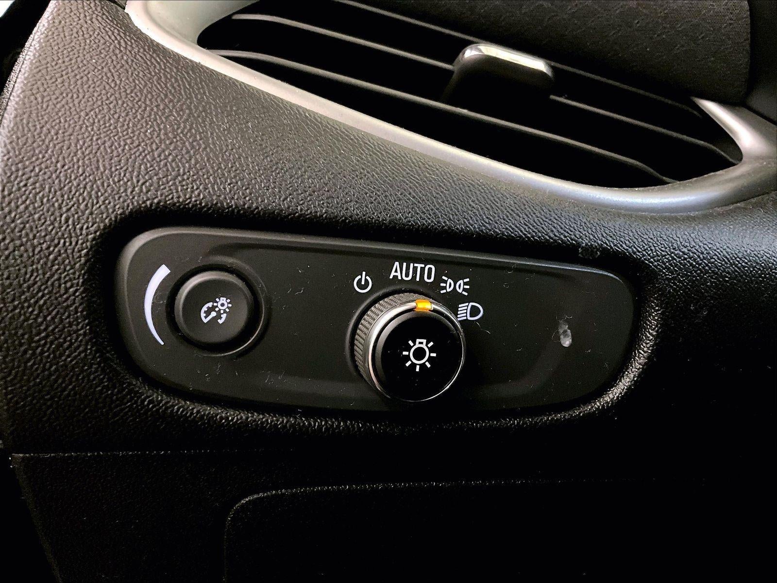 2022 Chevrolet Malibu LS