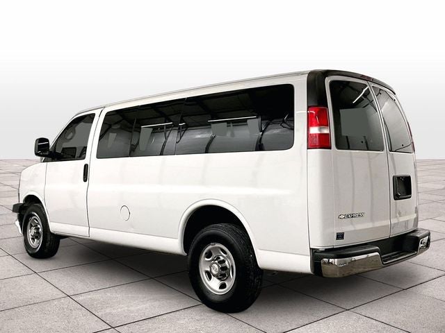 2018 Chevrolet Express 3500 LT Passenger