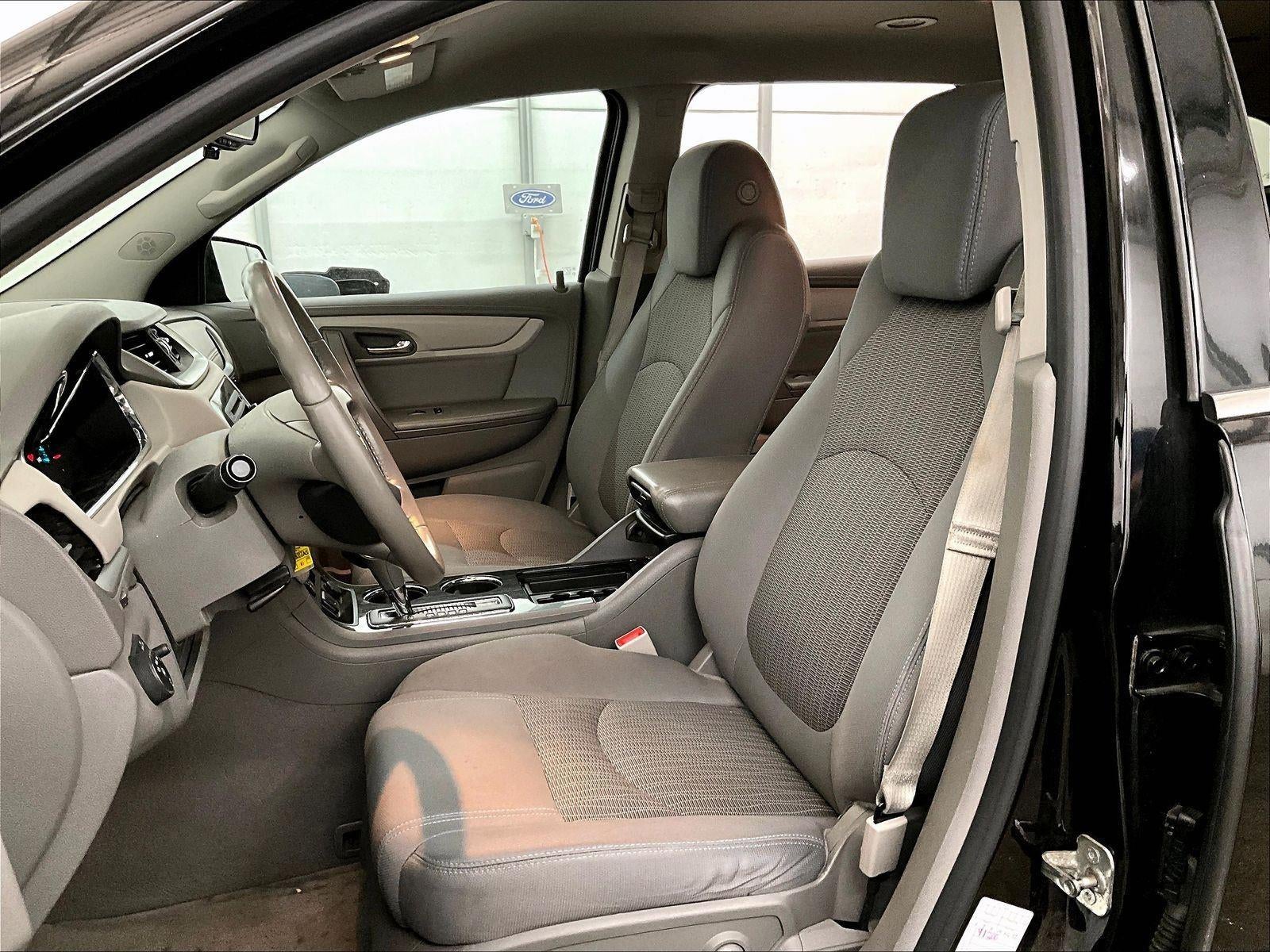 2017 Chevrolet Traverse LT