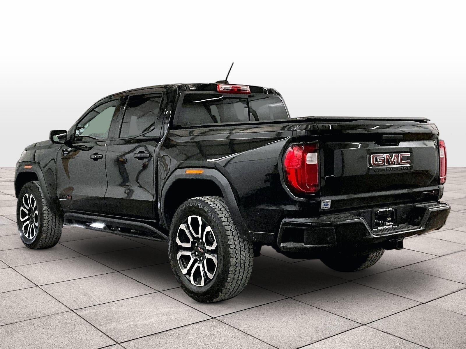 2025 GMC Canyon 4WD AT4