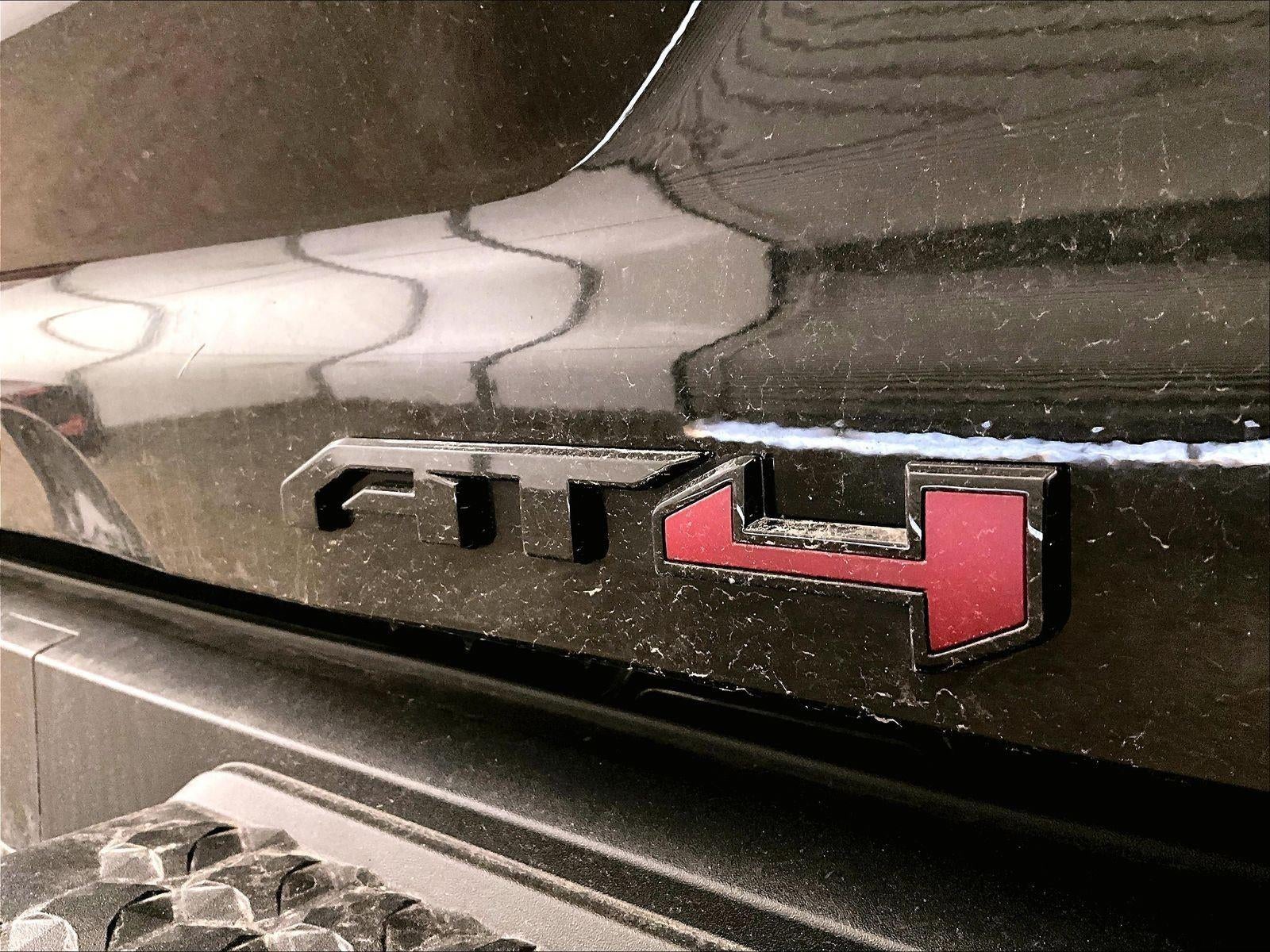 2025 GMC Canyon 4WD AT4
