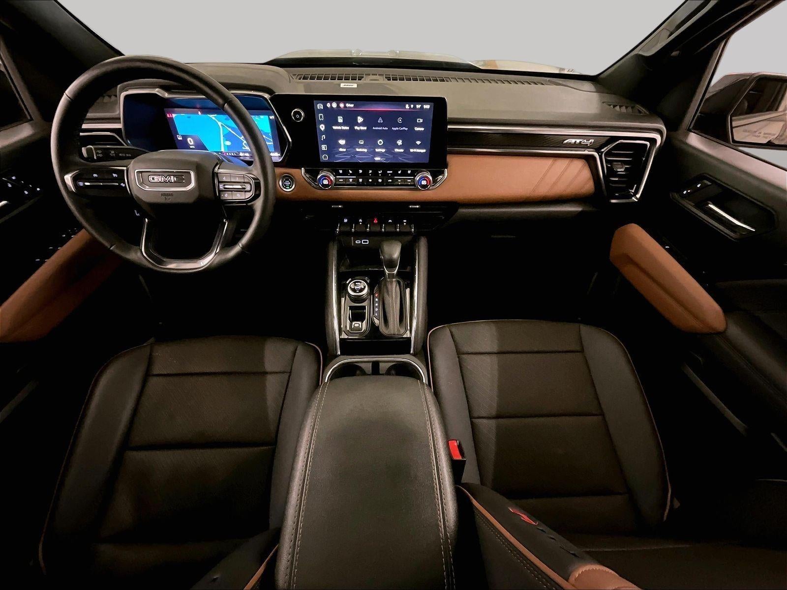 2025 GMC Canyon 4WD AT4