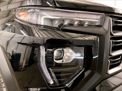 2025 GMC Canyon 4WD AT4