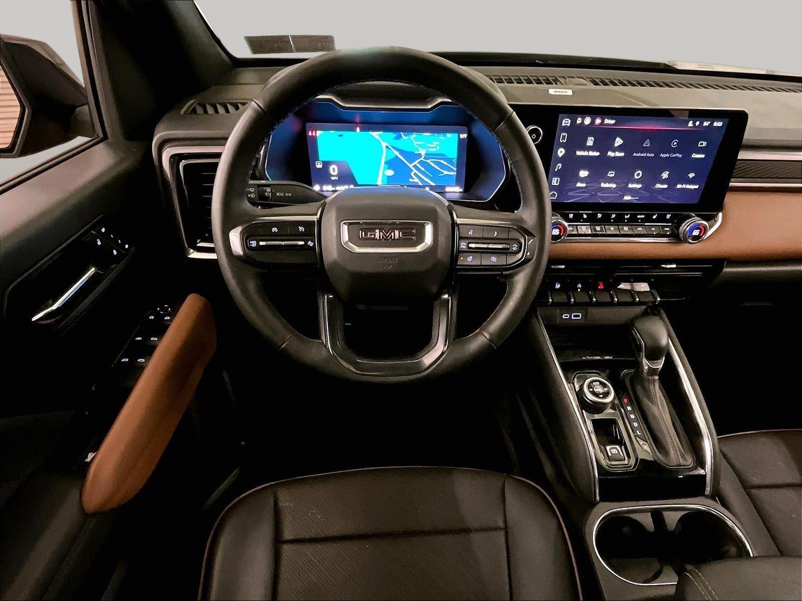 2025 GMC Canyon 4WD AT4