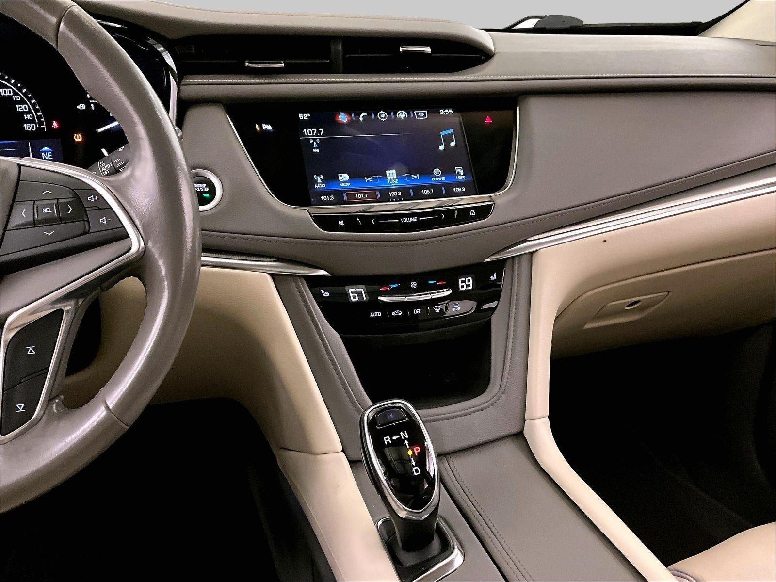 2019 Cadillac XT5 Luxury FWD