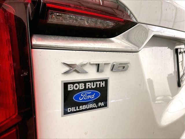 2023 Cadillac XT6 Luxury