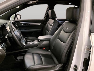 2023 Cadillac XT6 Luxury