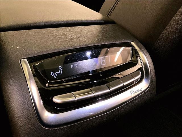 2023 Cadillac XT6 Luxury