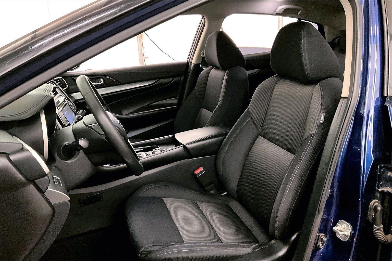 2017 Nissan Maxima S