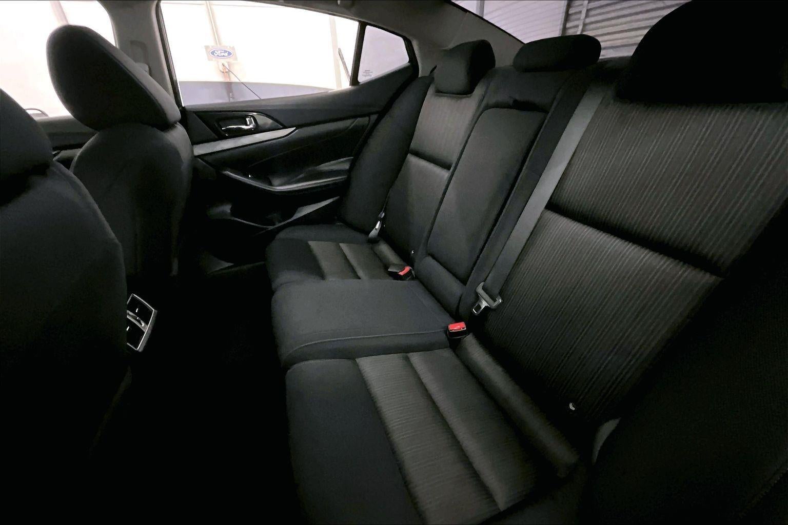 2017 Nissan Maxima S