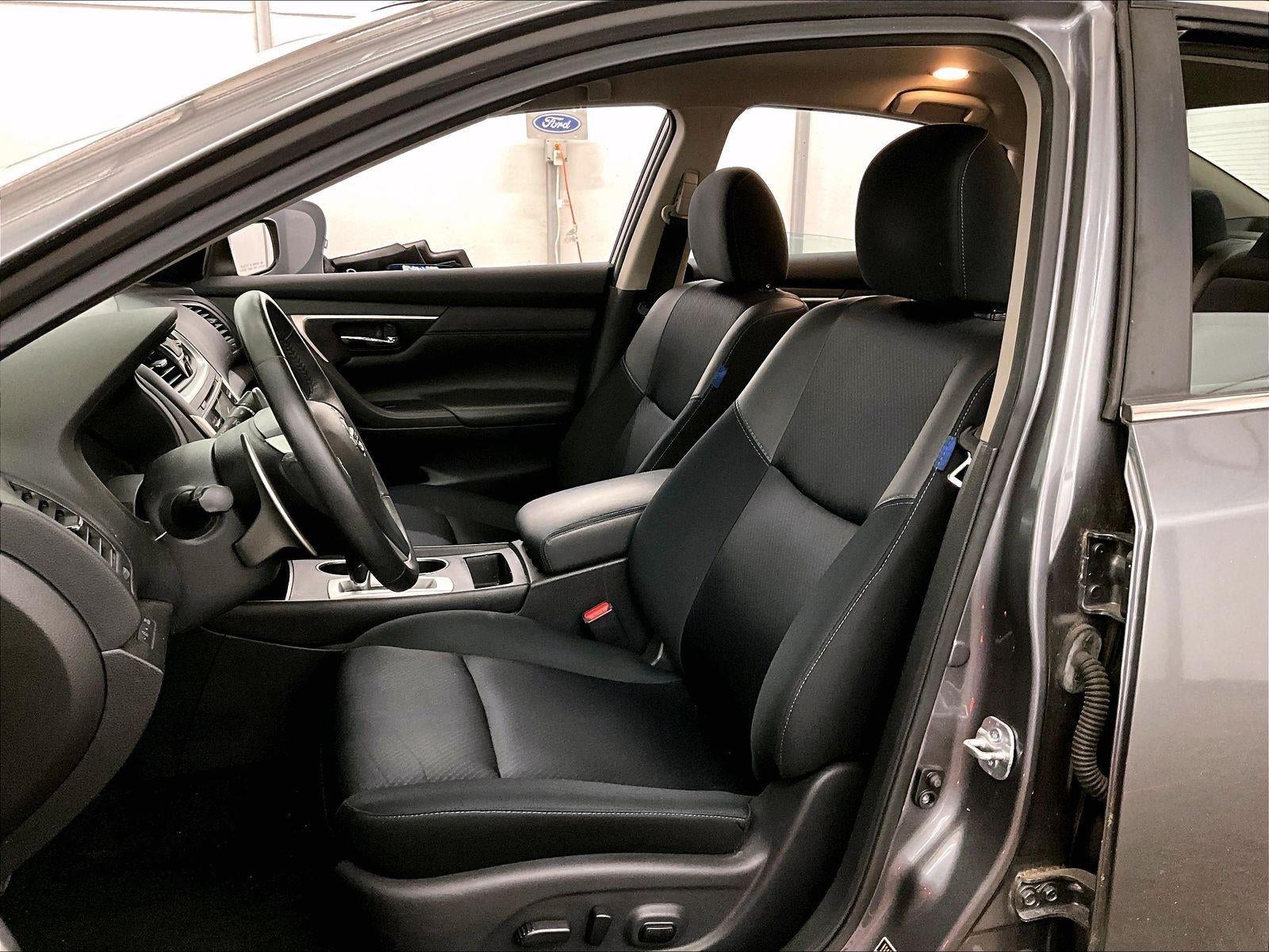 2016 Nissan Altima 2.5 SR