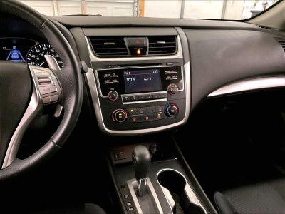 2016 Nissan Altima 2.5 SR