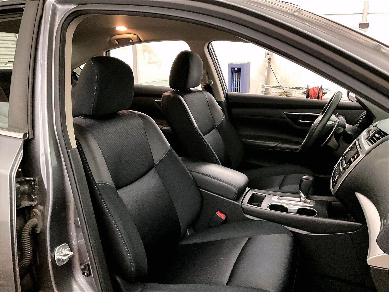 2016 Nissan Altima 2.5 SR
