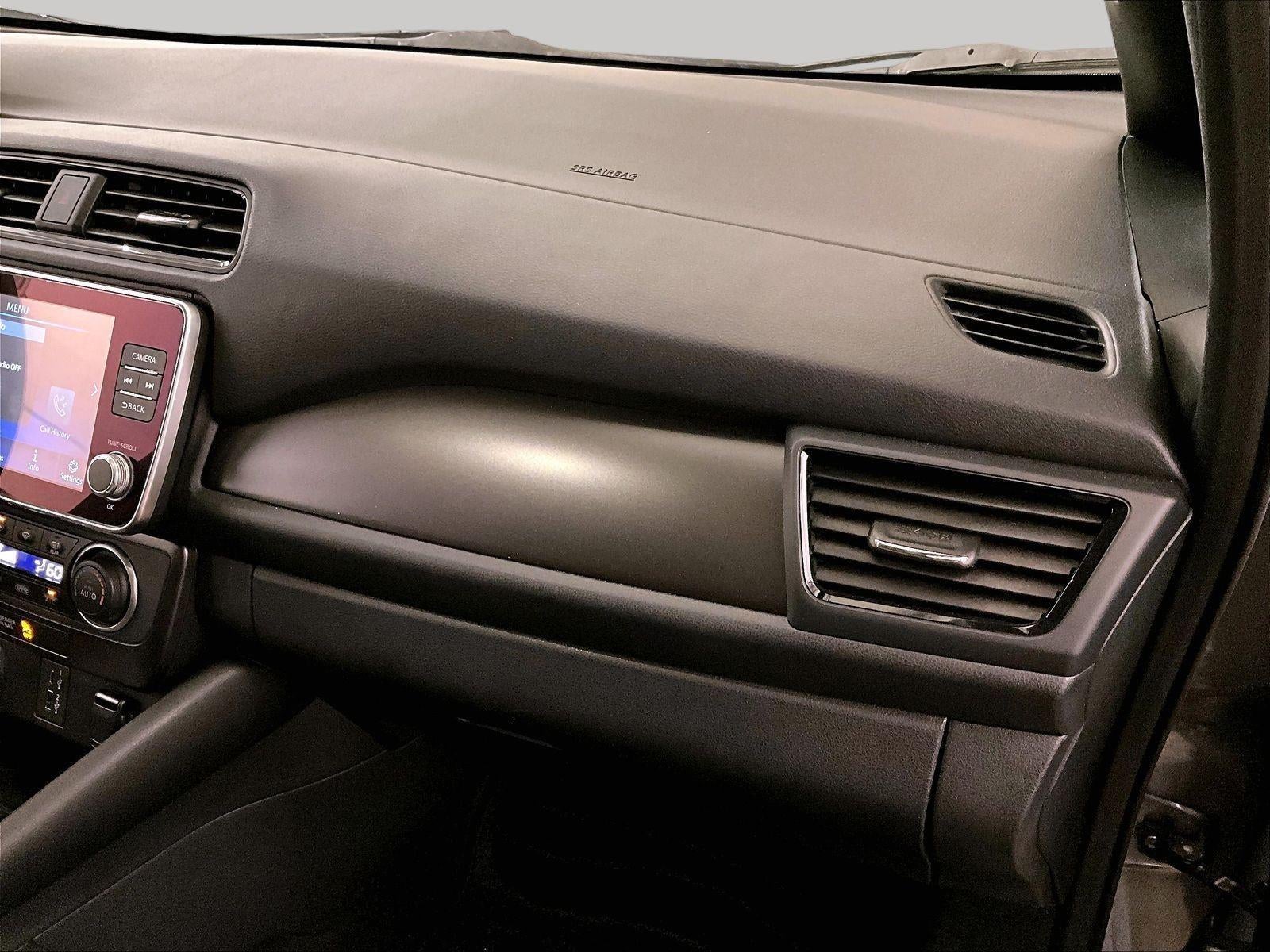 2023 Nissan LEAF S