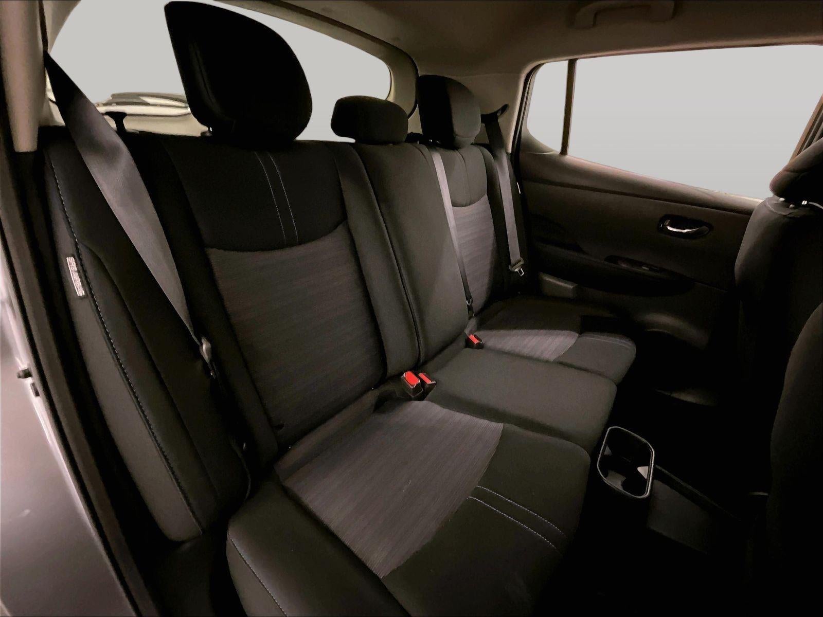 2023 Nissan LEAF S