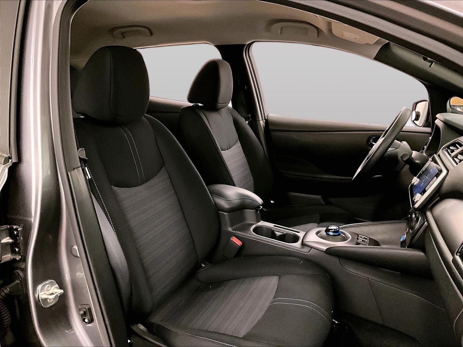 2023 Nissan LEAF S
