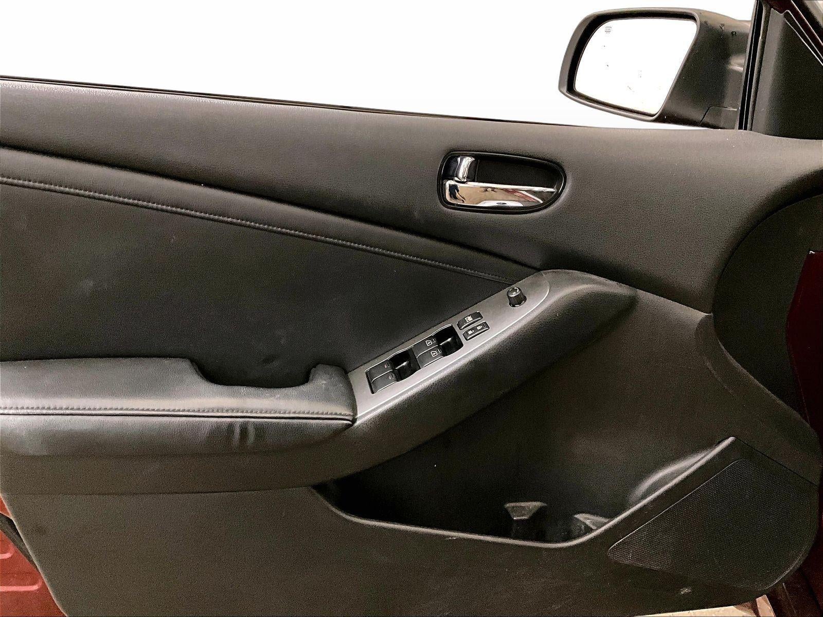 2011 Nissan Altima 3.5 SR