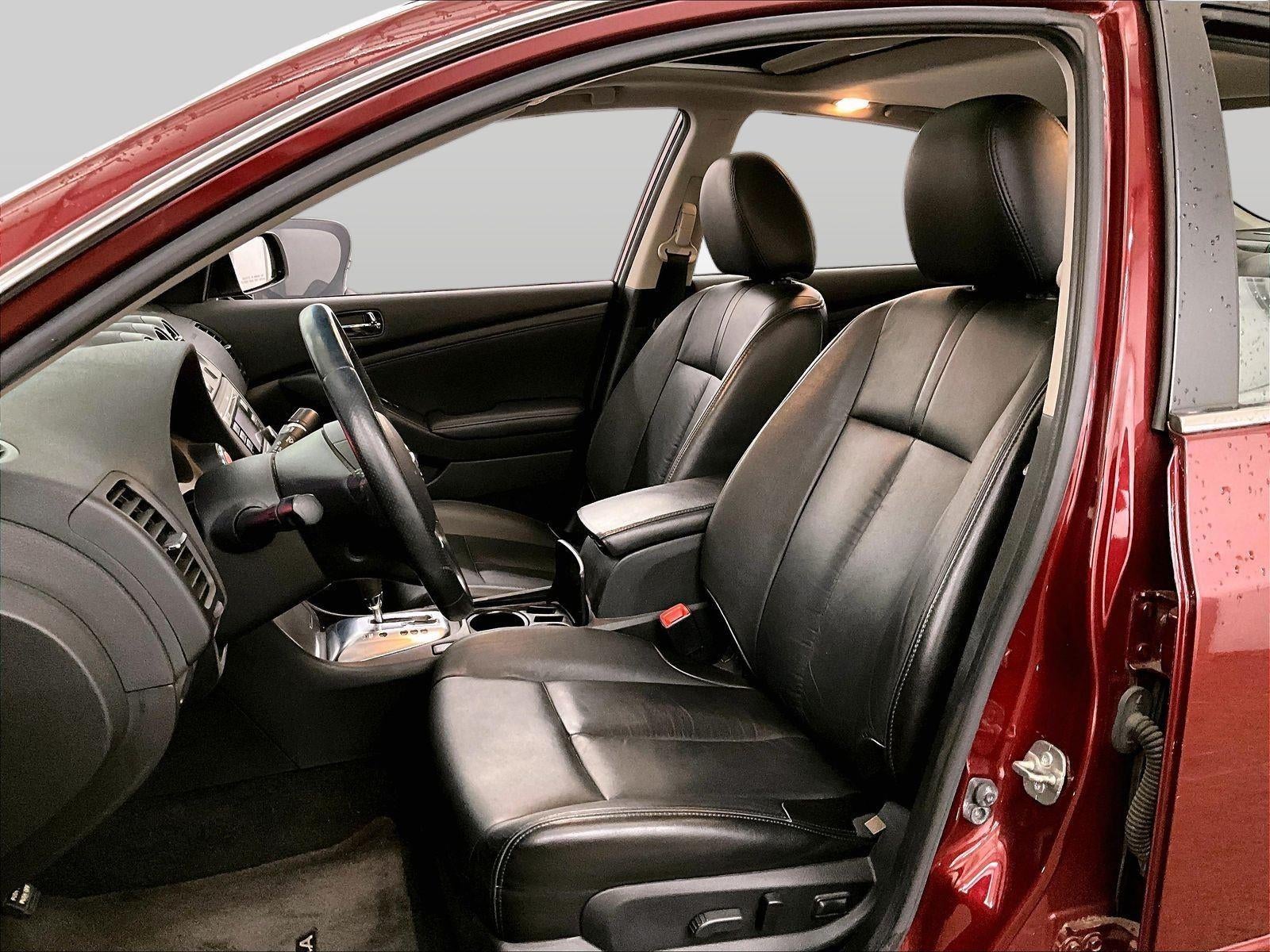 2011 Nissan Altima 3.5 SR