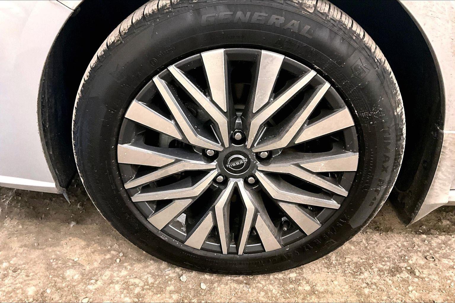 2023 Nissan Altima 2.5 SV