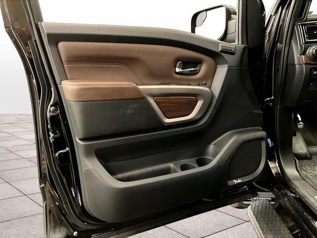 2022 Nissan Titan Platinum Reserve