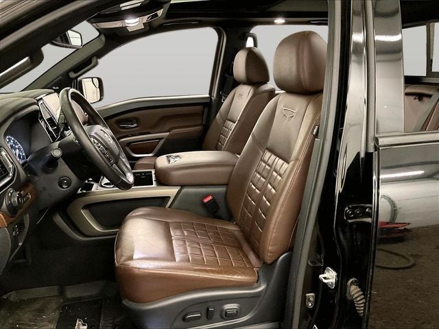 2022 Nissan Titan Platinum Reserve
