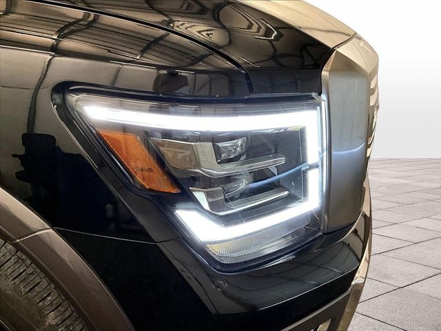 2022 Nissan Titan Platinum Reserve