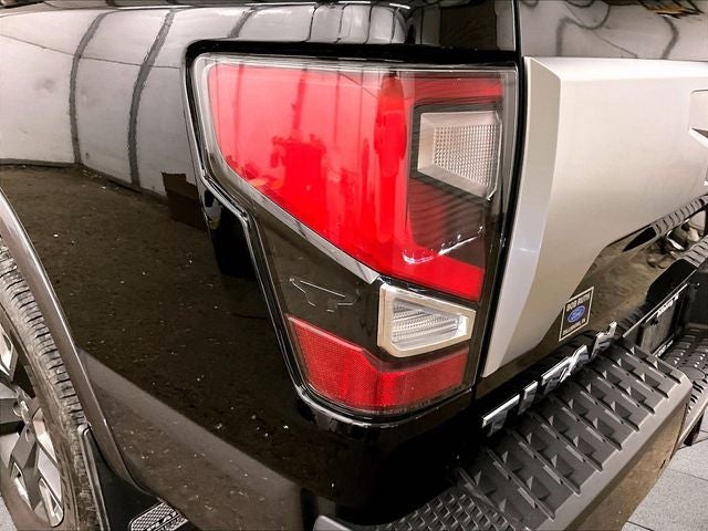 2022 Nissan Titan Platinum Reserve