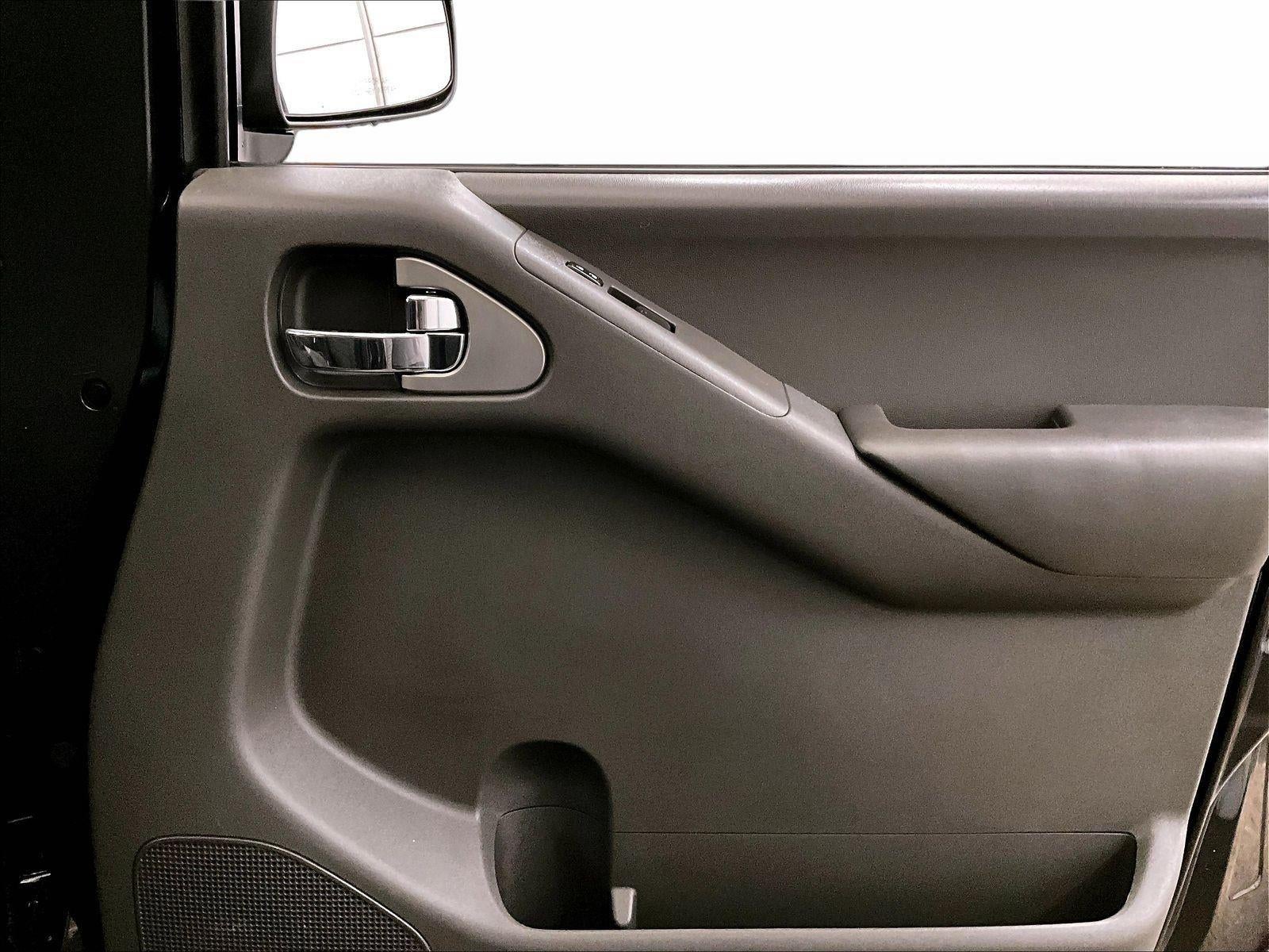 2011 Nissan Frontier SV