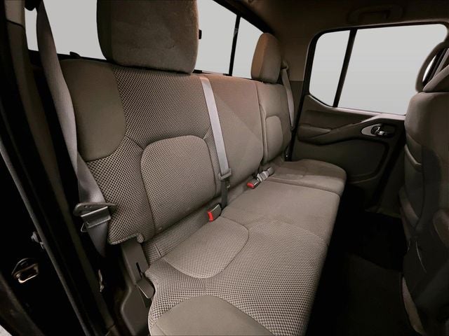 2015 Nissan Frontier SV