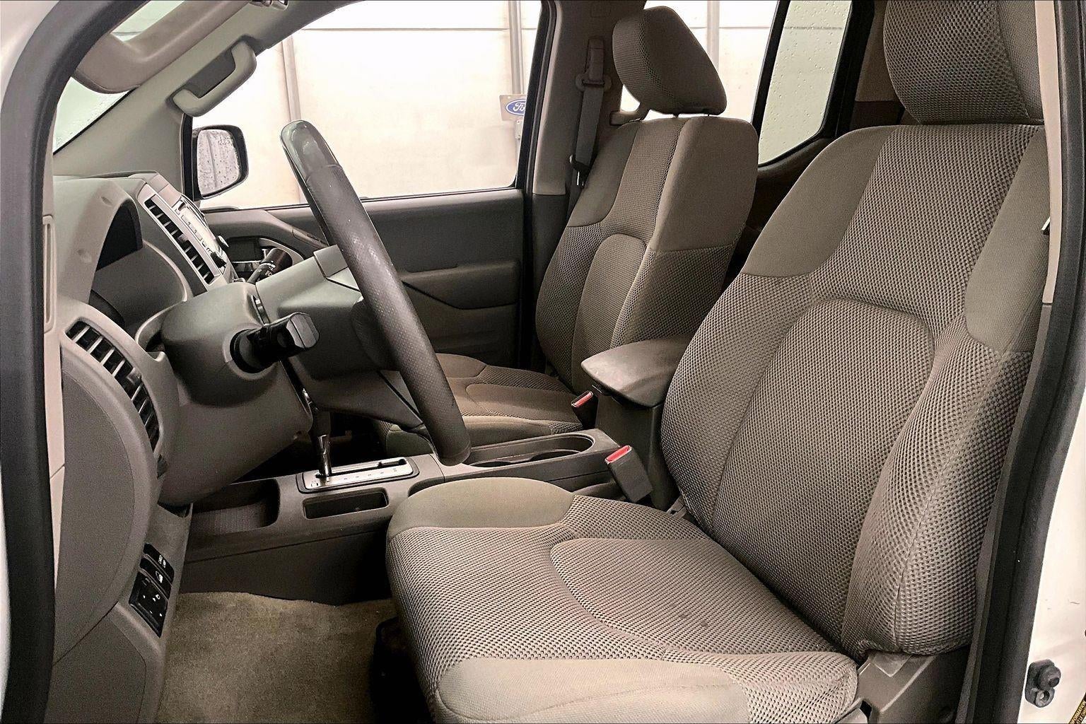 2016 Nissan Frontier SV