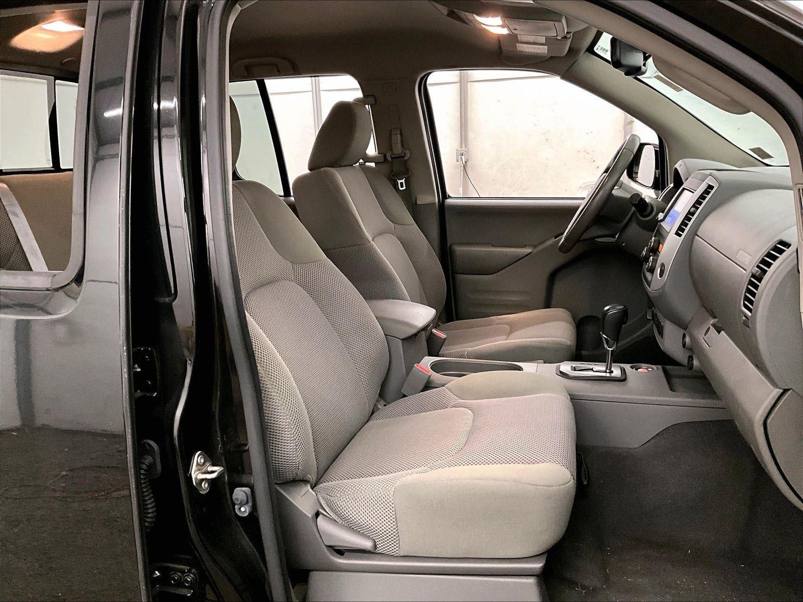 2020 Nissan Frontier SV