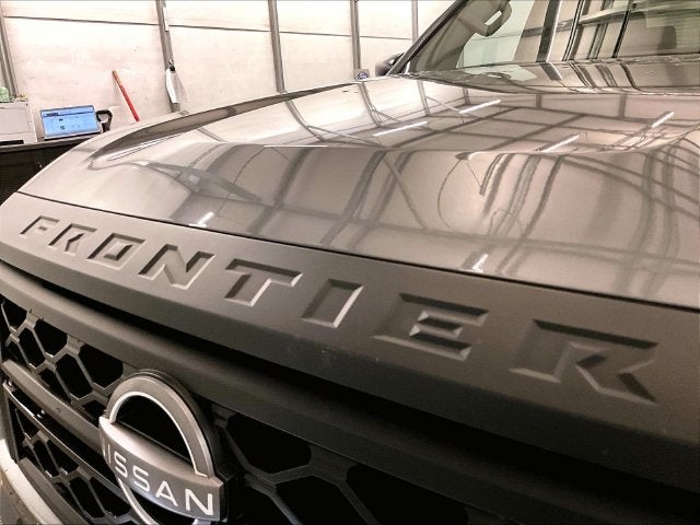 2022 Nissan Frontier S