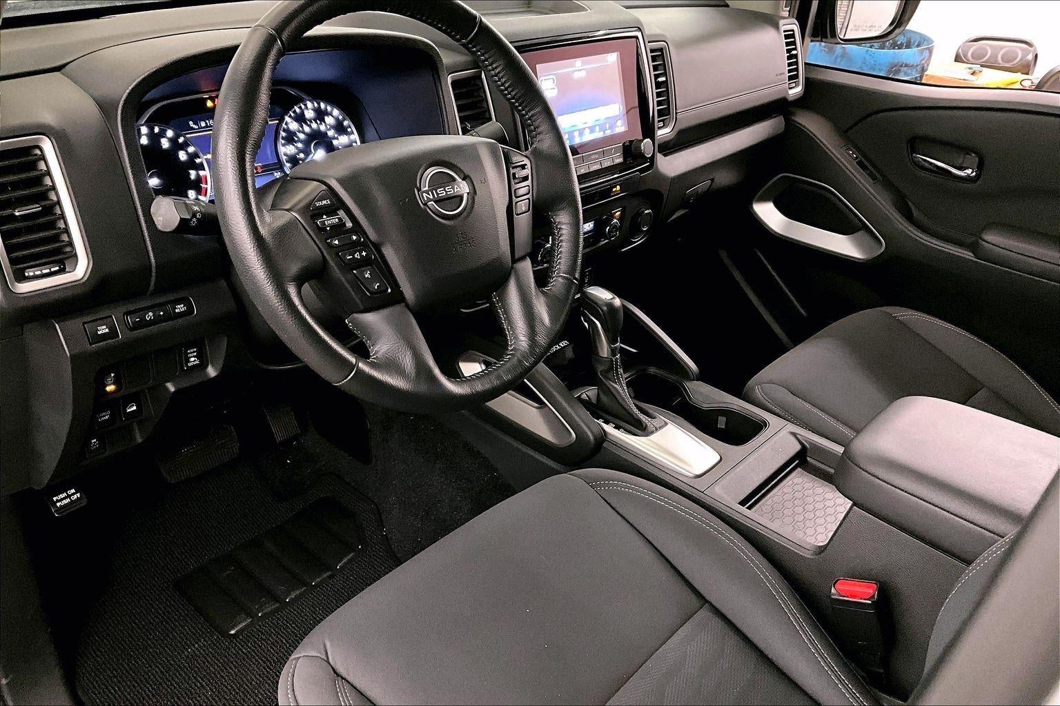 2024 Nissan Frontier SV