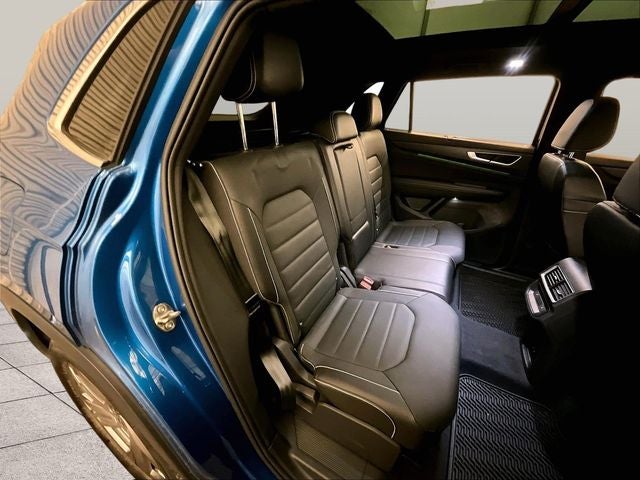 2024 Volkswagen Atlas Cross Sport 2.0T SEL R-Line
