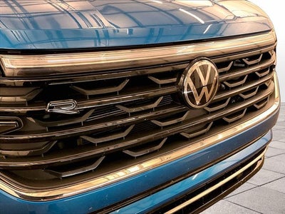 2024 Volkswagen Atlas Cross Sport 2.0T SEL R-Line