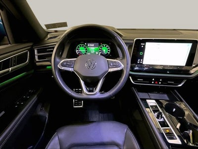 2024 Volkswagen Atlas Cross Sport 2.0T SEL R-Line