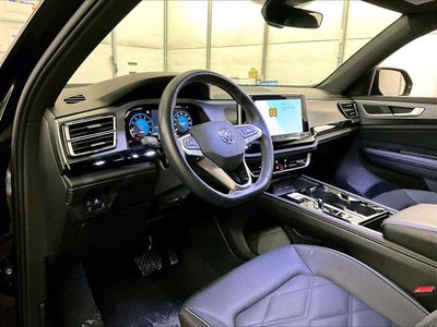 2024 Volkswagen Atlas Cross Sport 2.0T SE w/Technology