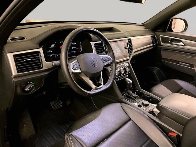 2022 Volkswagen Atlas Cross Sport 3.6L V6 SE w/Technology