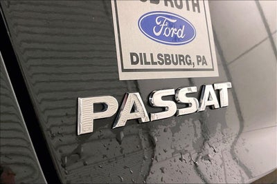 2017 Volkswagen Passat R-Line w/Comfort Pkg