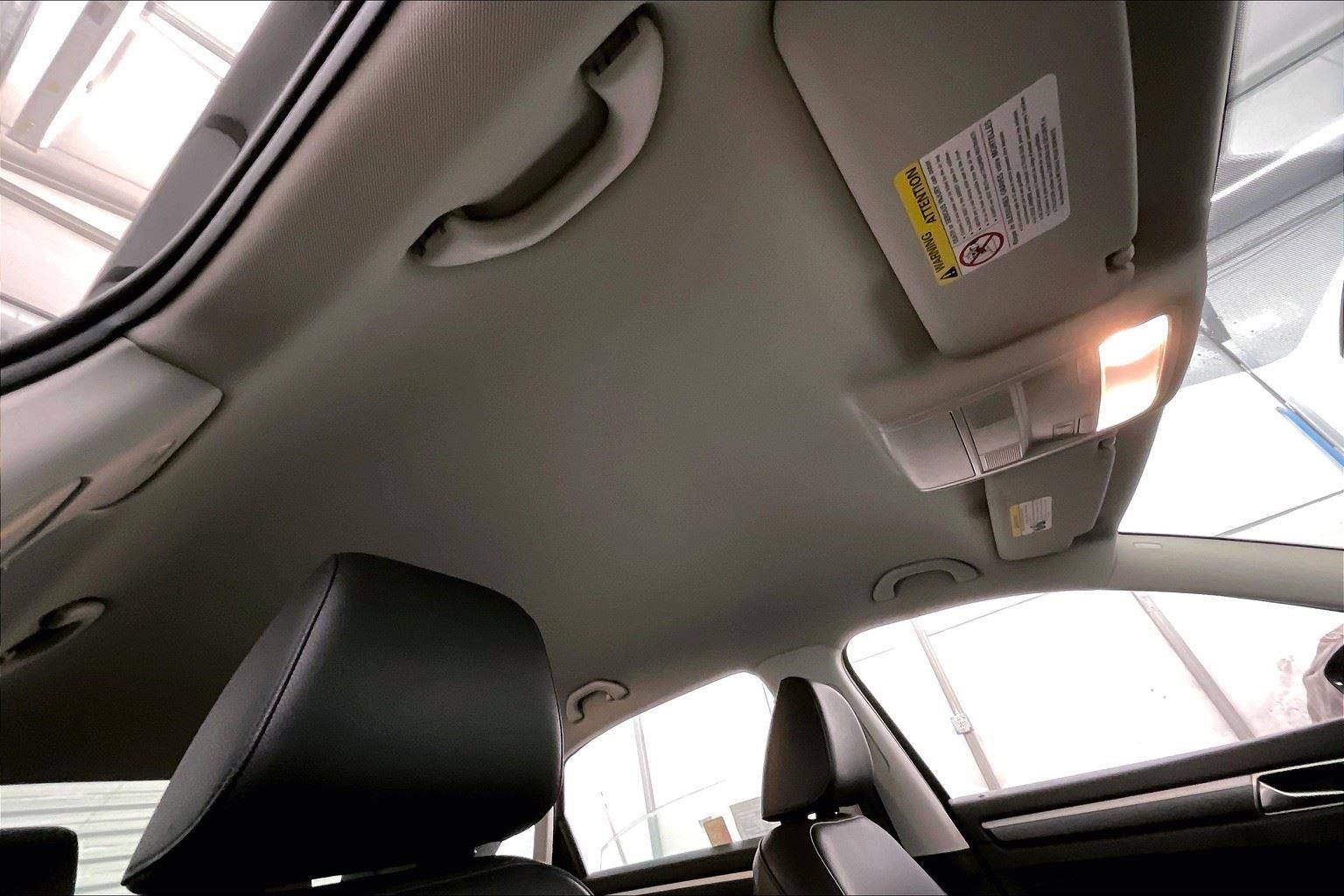 2017 Volkswagen Passat R-Line w/Comfort Pkg