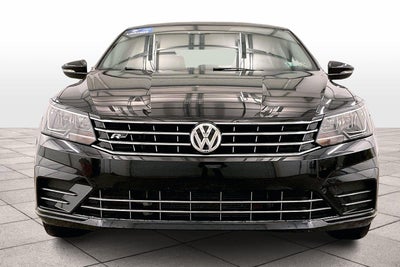 2017 Volkswagen Passat R-Line w/Comfort Pkg