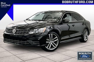 2017 Volkswagen Passat R-Line w/Comfort Pkg